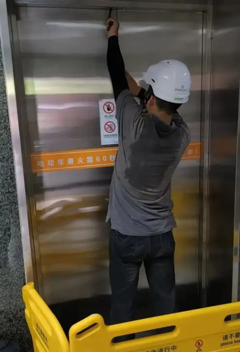 青島電梯保養(yǎng)